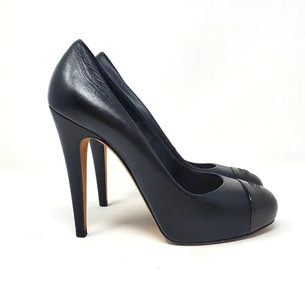 Chanel Cap Toe Leather CC Logo Pumps Interlocking Heels Black Karl Lagerfeld 37
